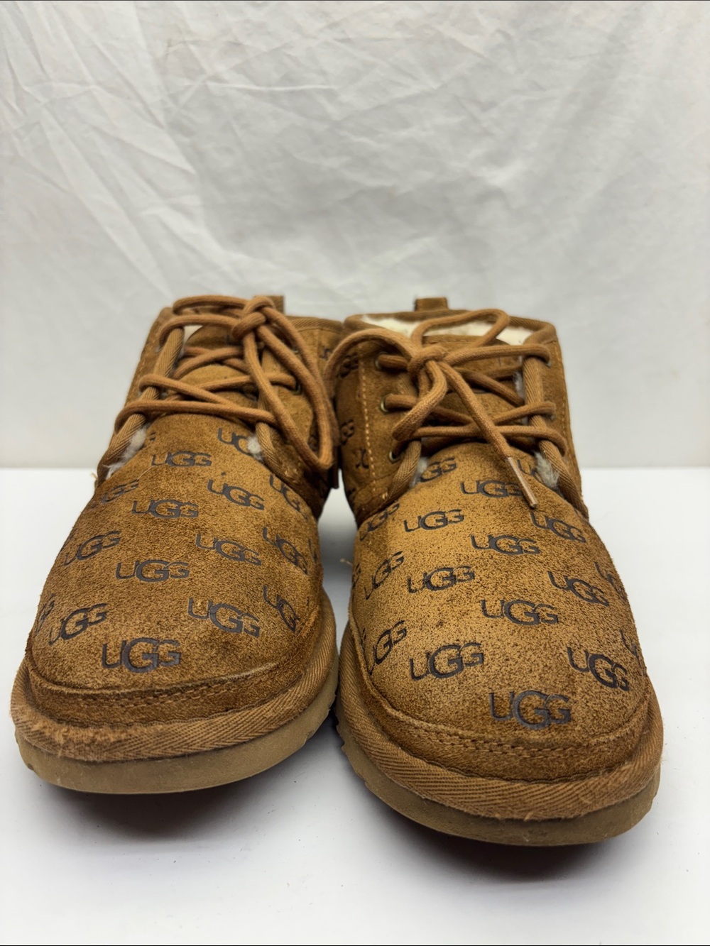 UGG Women’s Chestnut Brown Logo Suede Chukka Boots, SZ 9